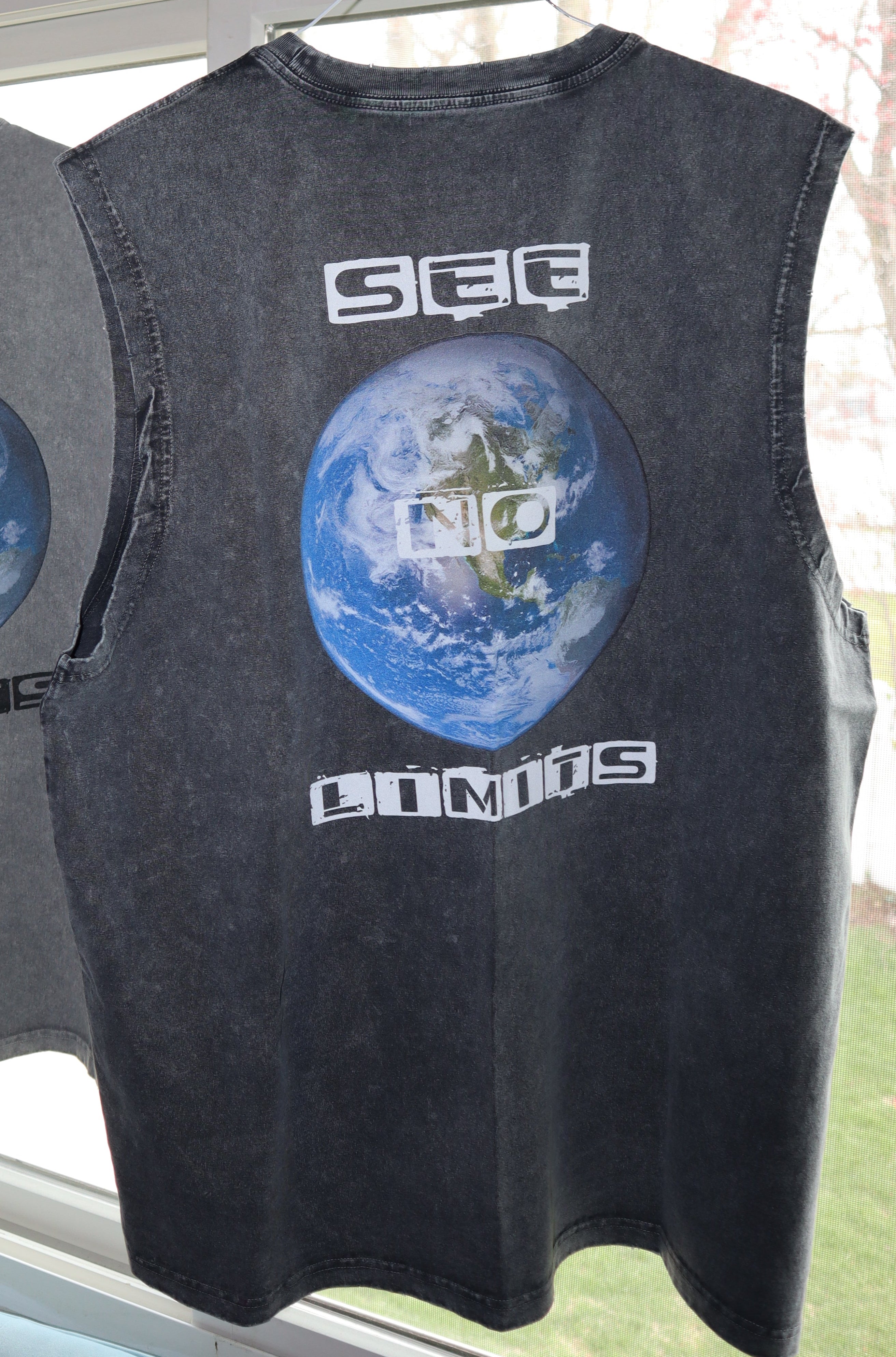 See No Limits Tank Top White Letters