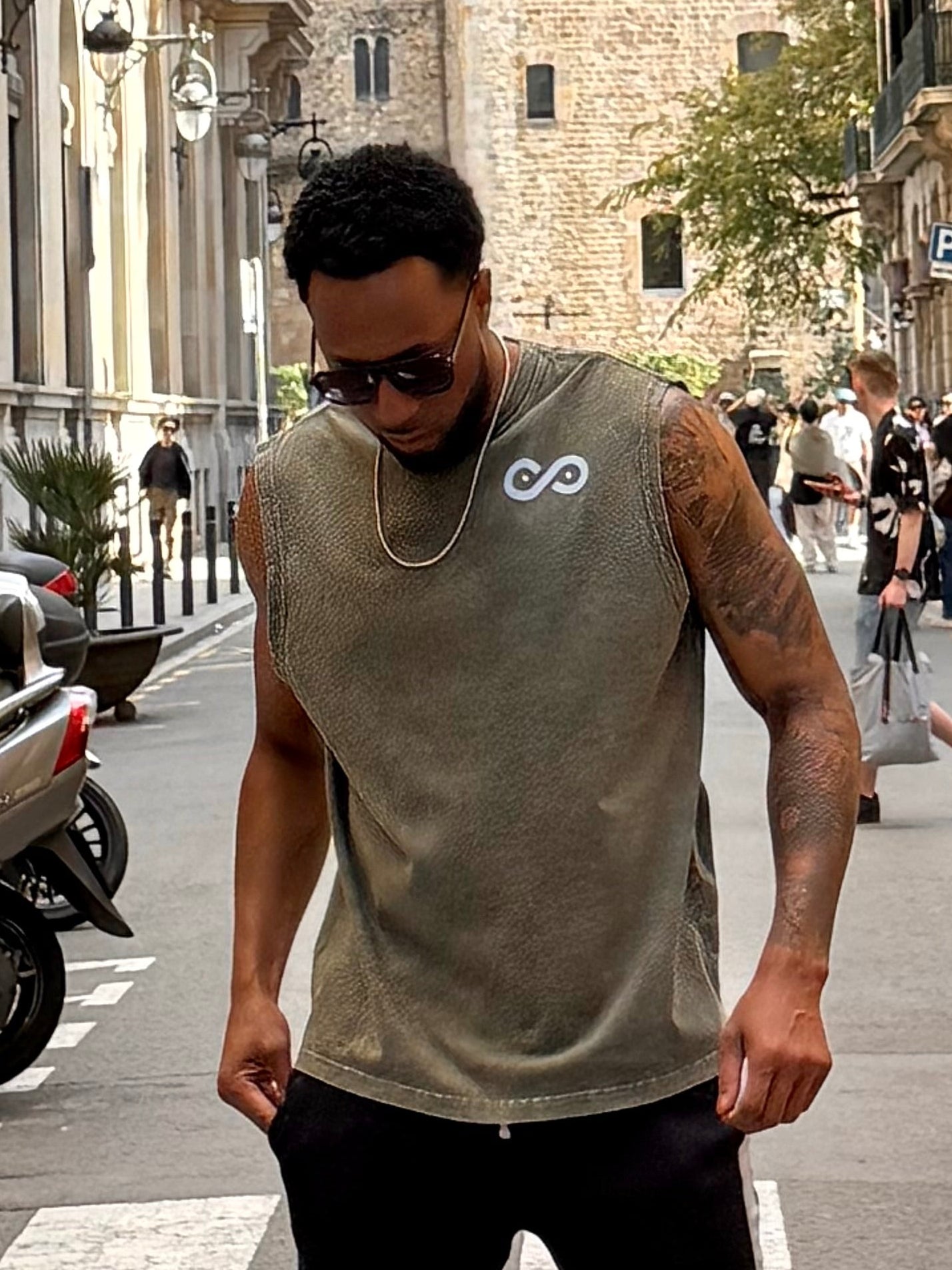 See No Limits Tank Top White Letters