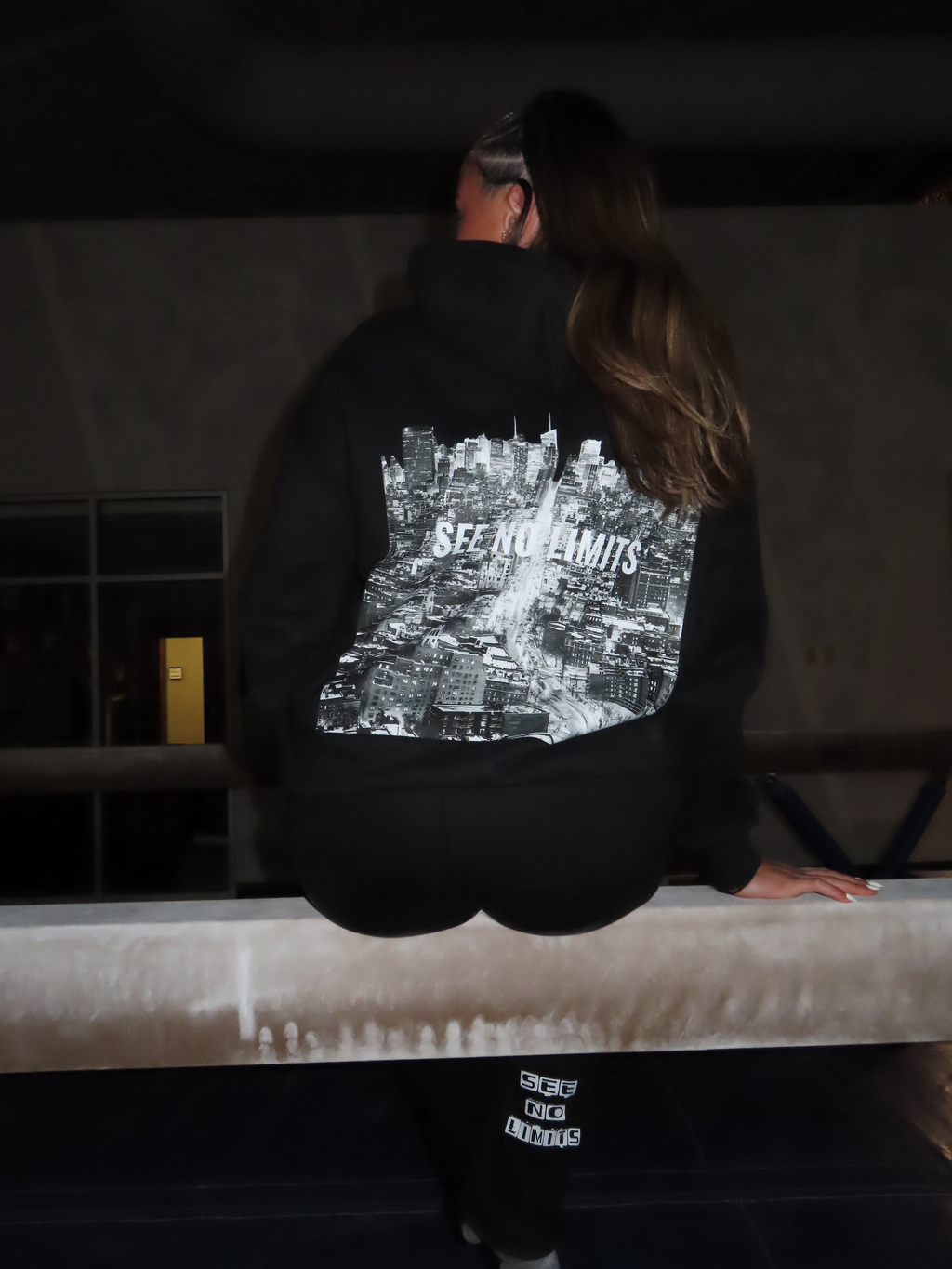 NYC Skyline Black Heavyweight Sweatsuit